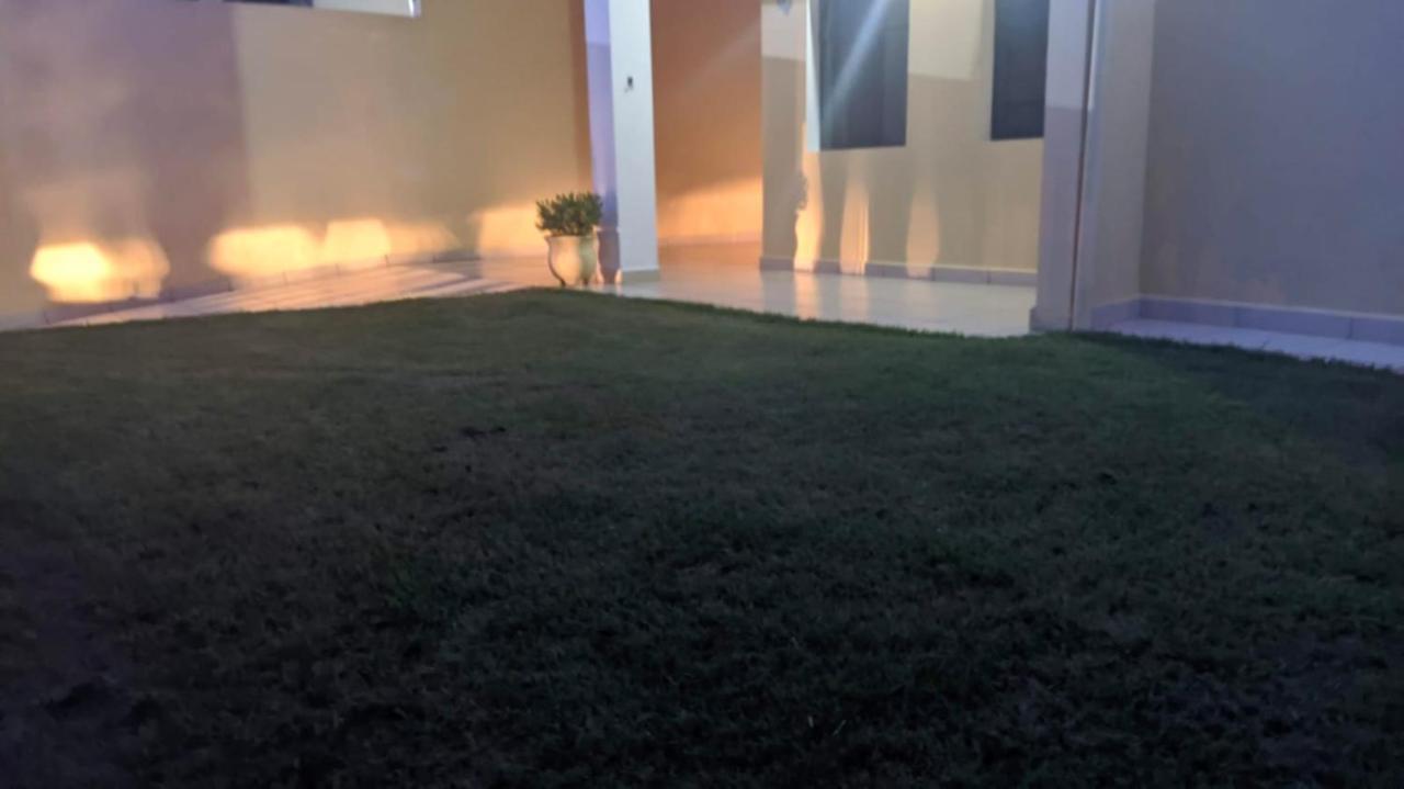 Casa 200M Da Praia 3 Dorm. P/ 12 Pessoas Villa Peruíbe Екстериор снимка